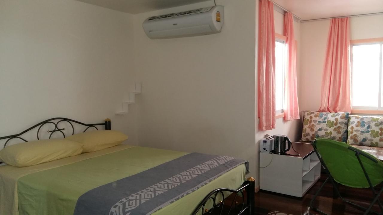Jutharat Home Phra Nakhon Si Ayutthaya Buitenkant foto